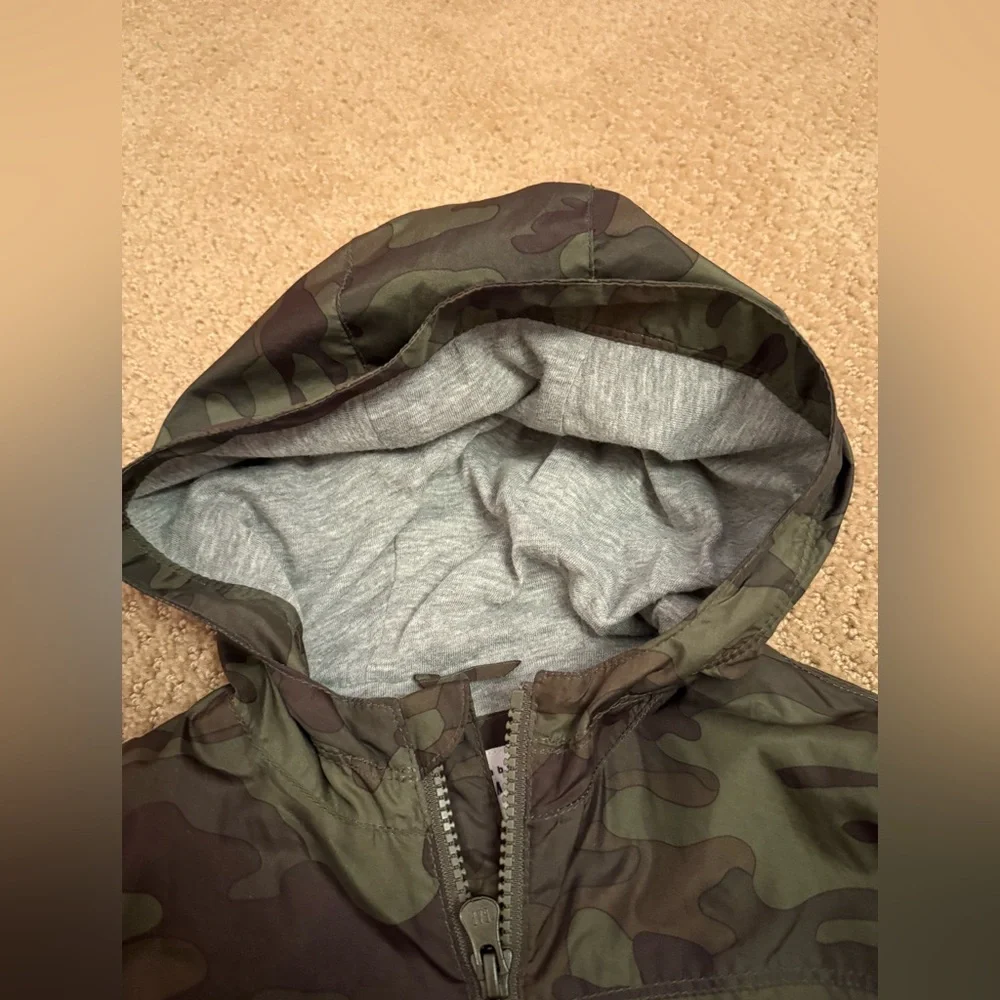 Baby Gap lightweight jacket. Size 2 toddler